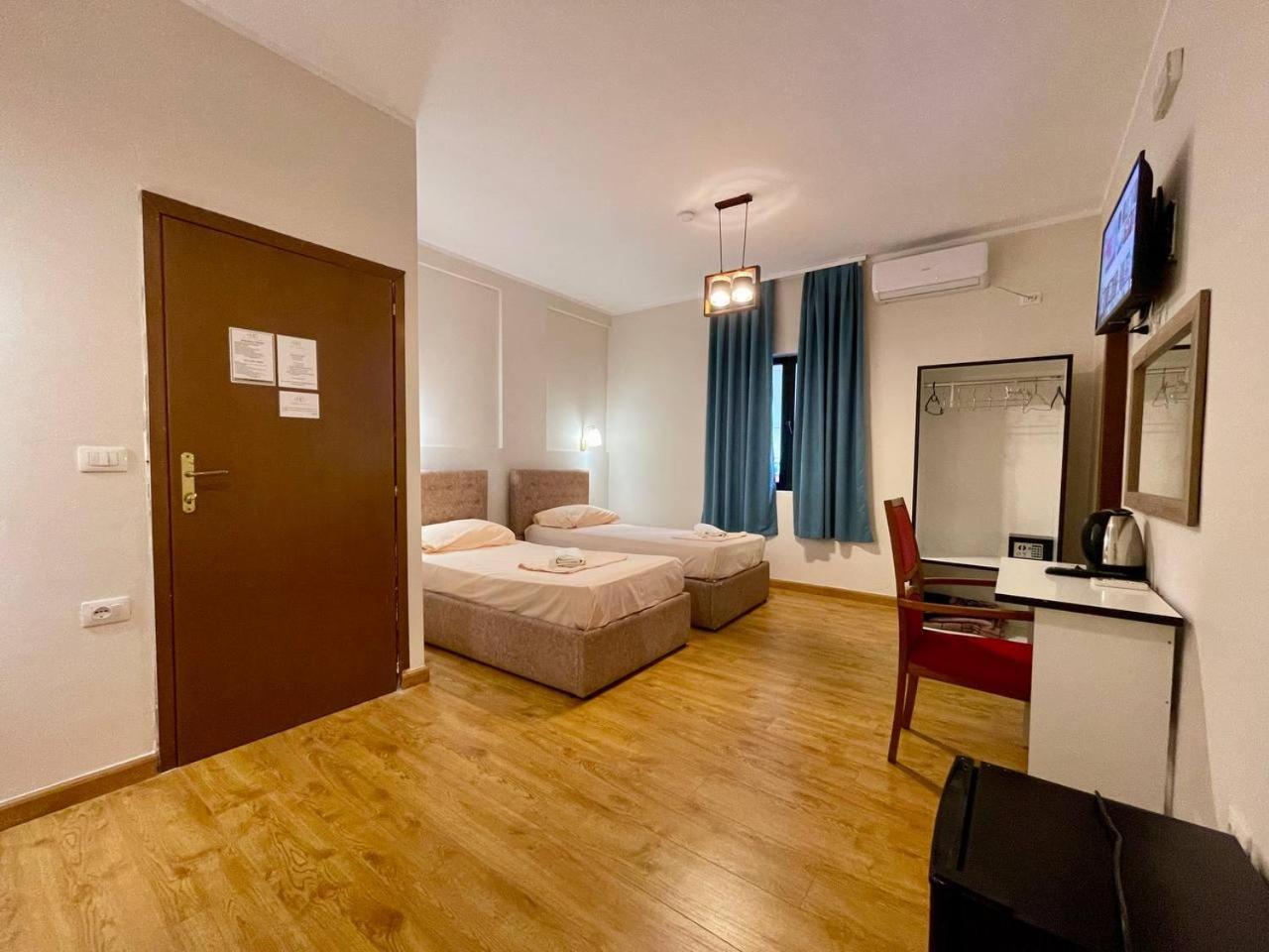 Hotel Globo Durrës Eksteriør billede